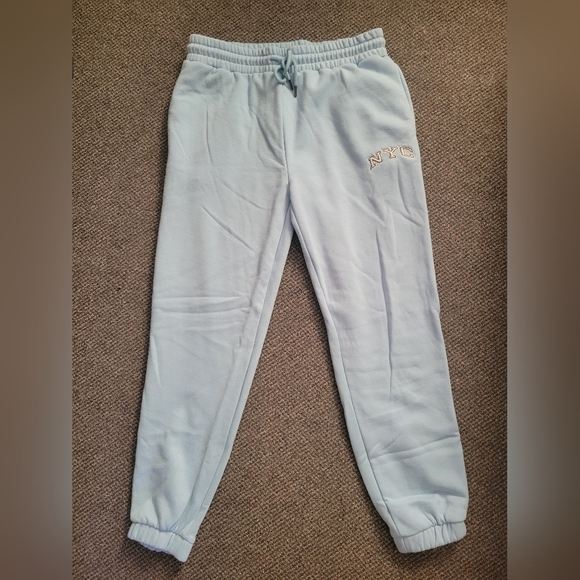 Forever 21 Sweatshirt & Jogger Matching Sets - Picture 3 of 4